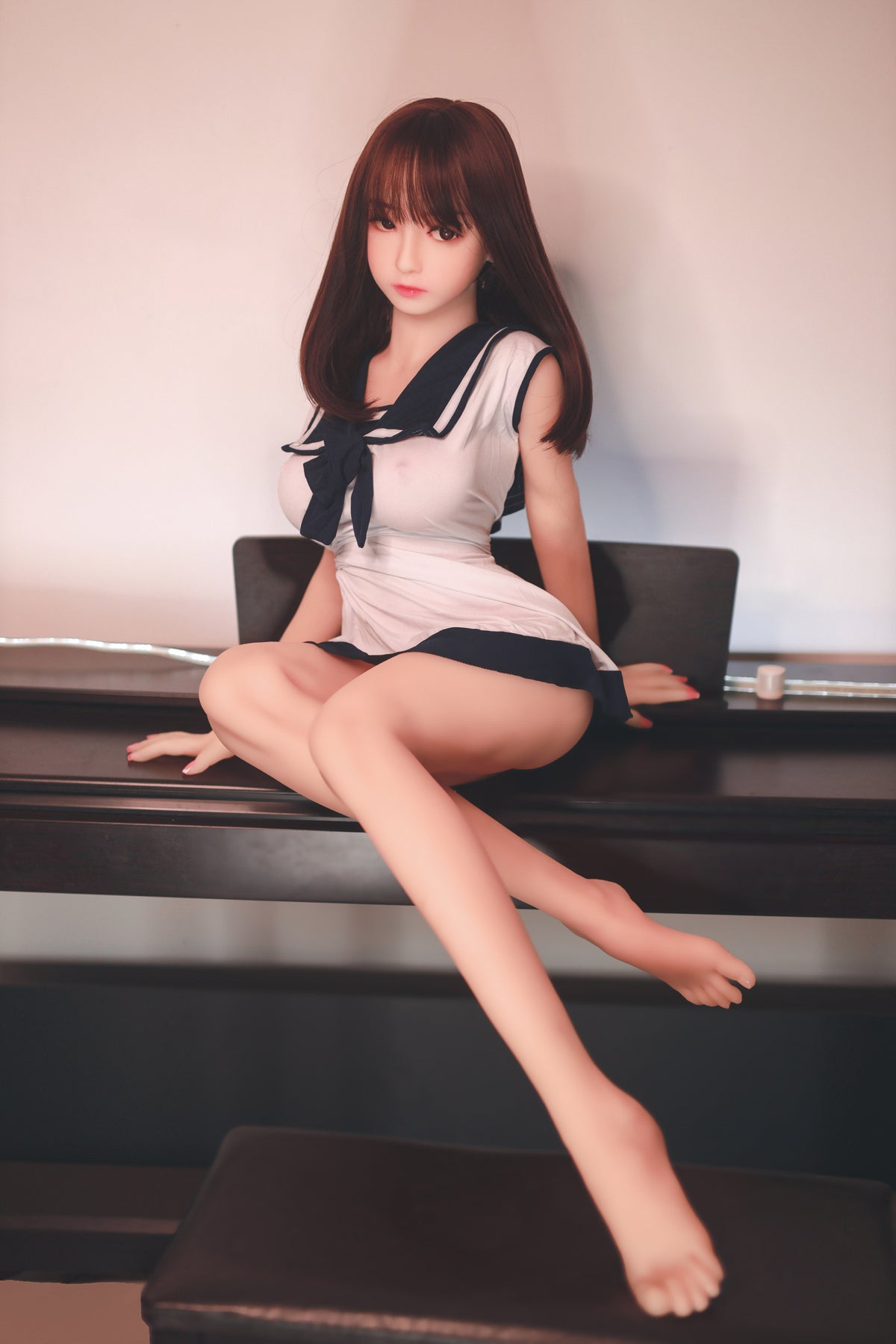 Nizomi: Petite Asian Sex Doll