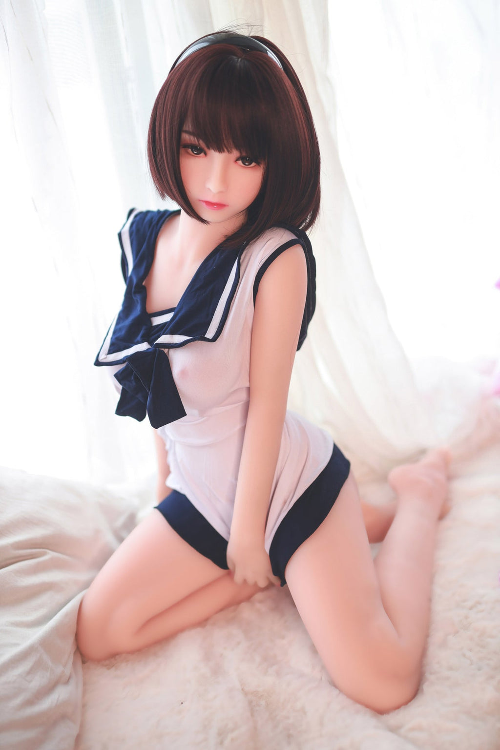 Nizomi: Petite Asian Sex Doll