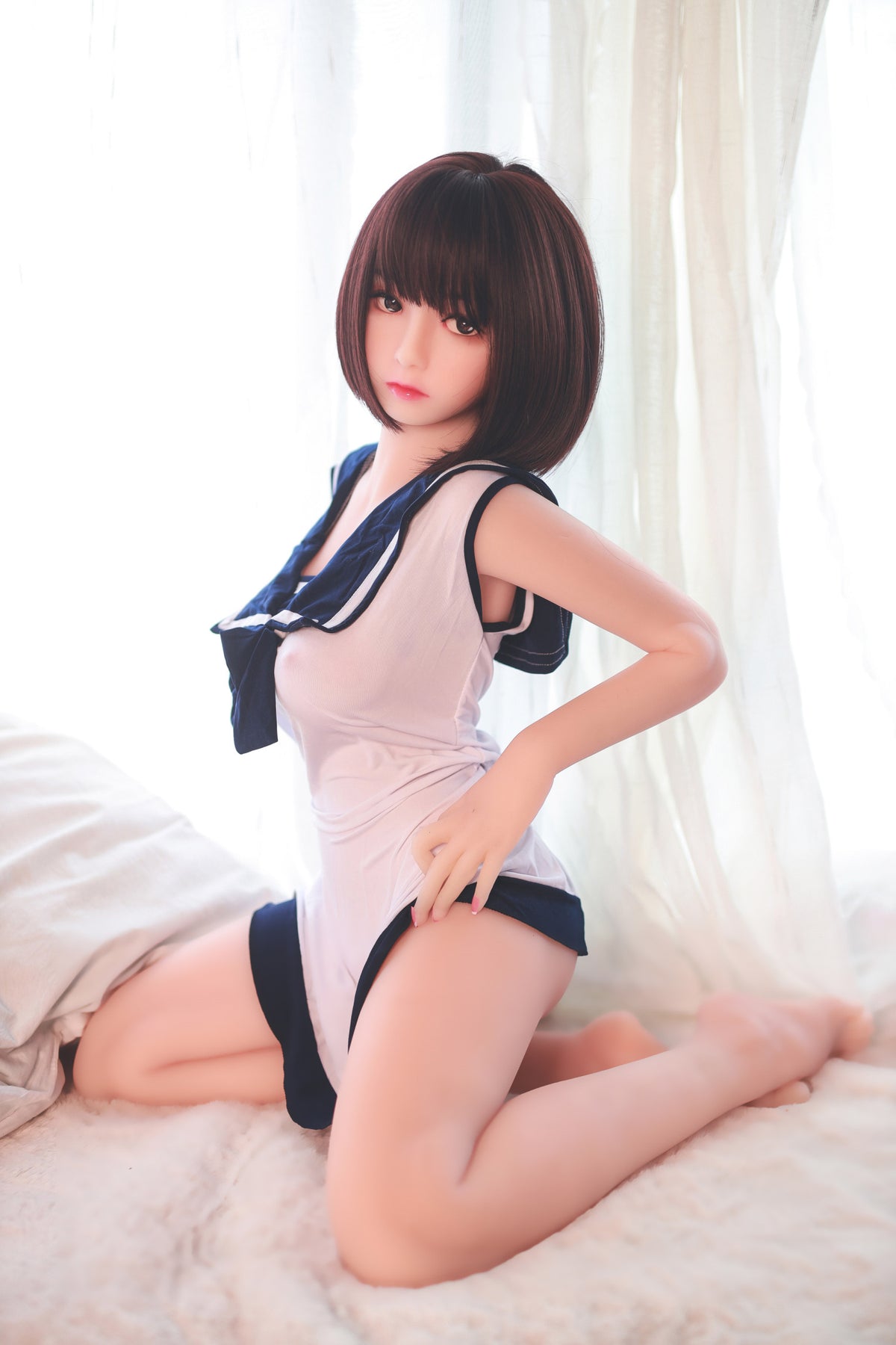Nizomi: Petite Asian Sex Doll